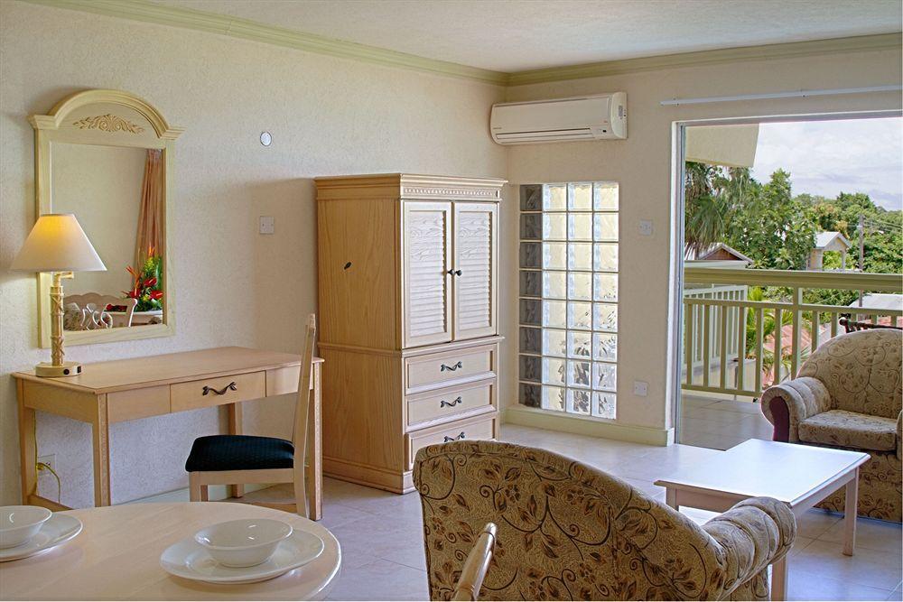 Golden Sands Hotel Christ Church Buitenkant foto